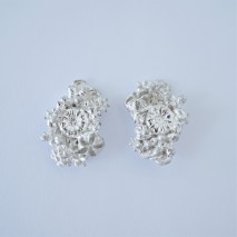 Tussie Mussie M studs